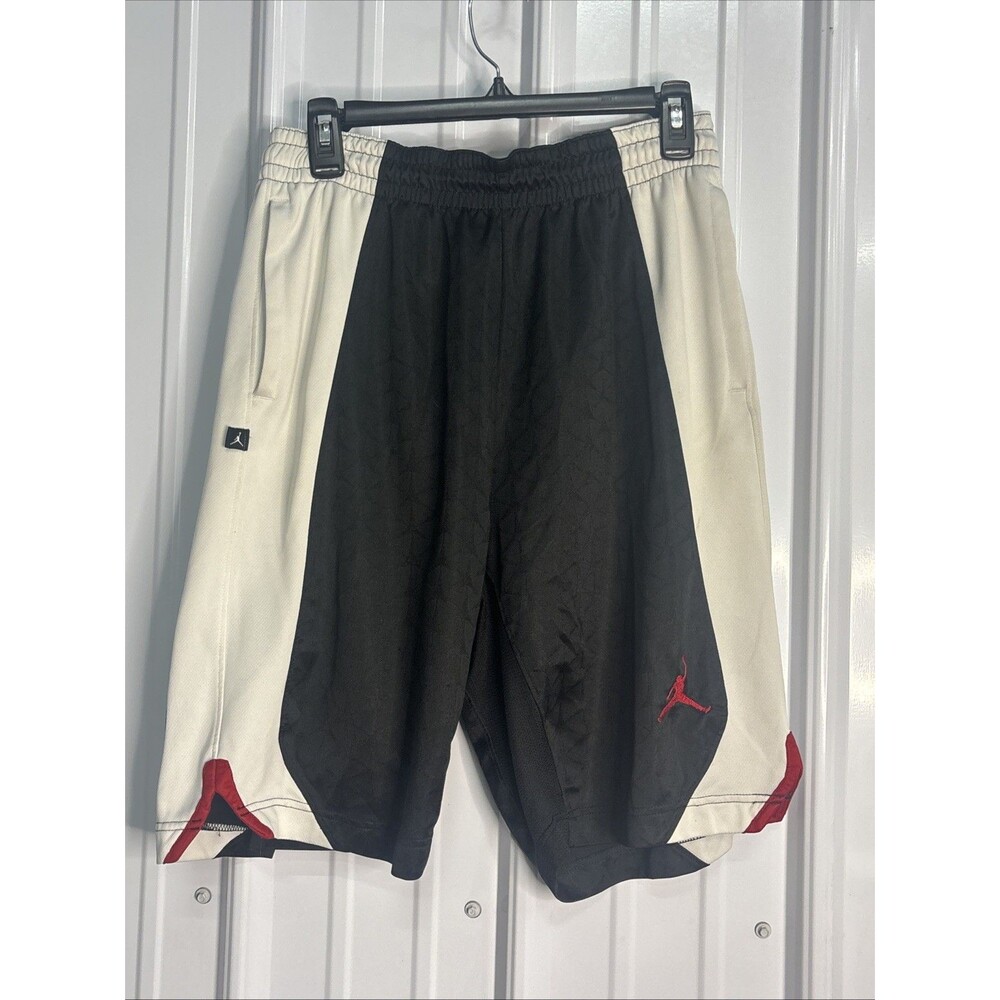 Air Jordon Mens Dri Fit Shorts Size Medium